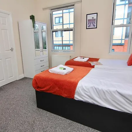 Lovely Twin Bed Studio Near Coventry Shopping Centre Extérieur photo