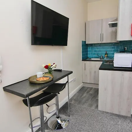 Lovely Twin Bed Studio Near Coventry Shopping Centre Extérieur photo