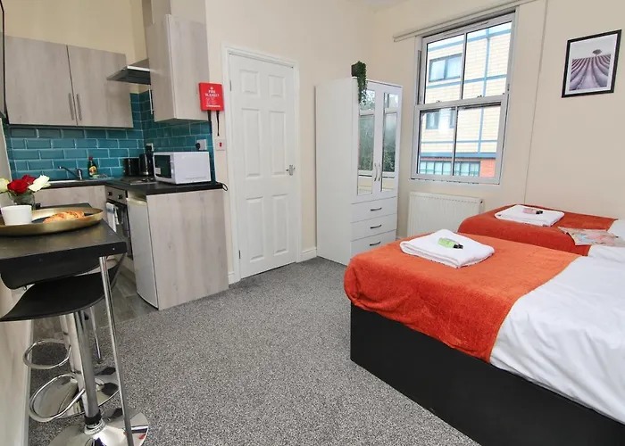 Lovely Twin Bed Studio Near Coventry Shopping Centre